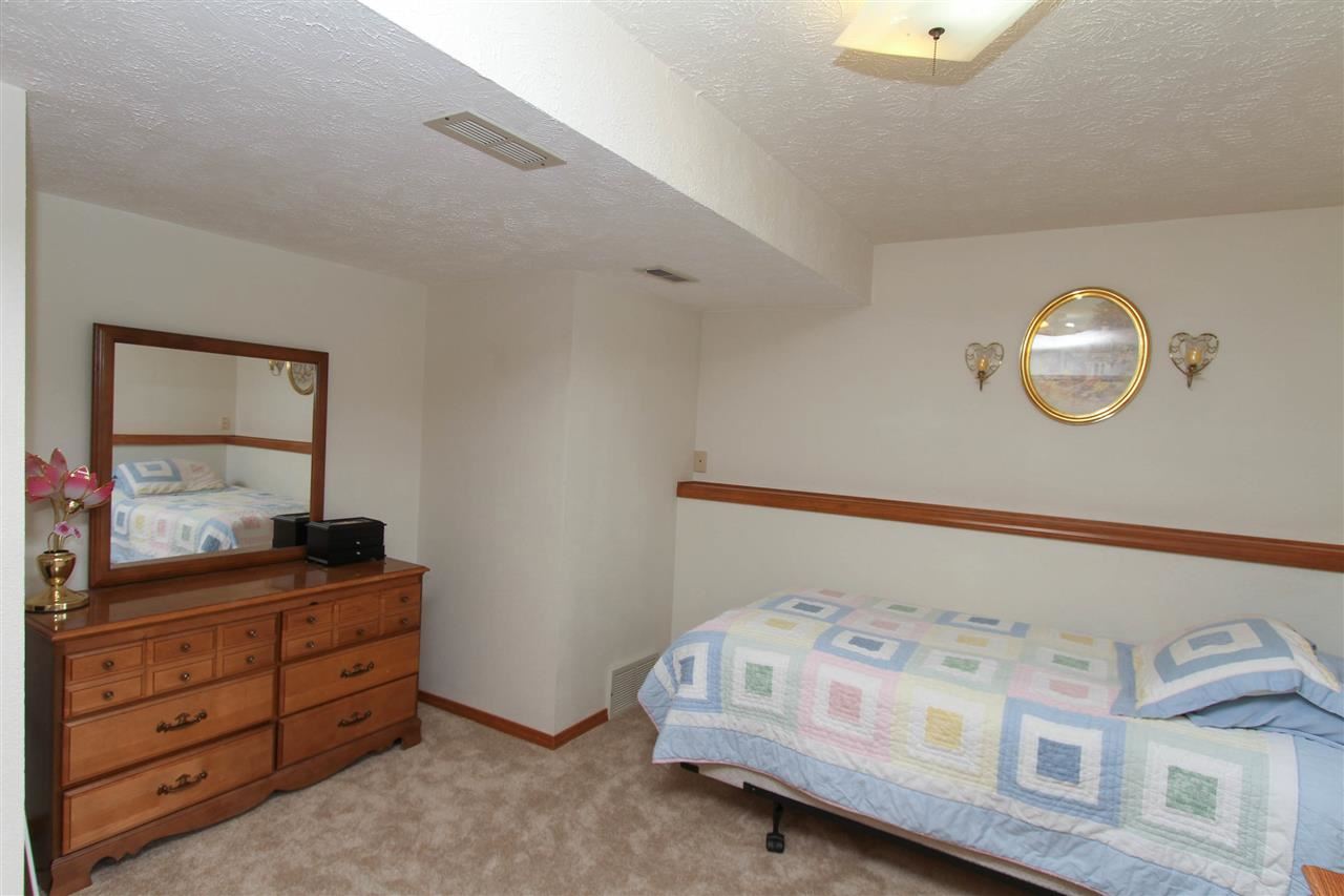 4703 S Windward Ct - Photo 8
