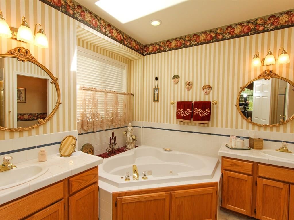 6903 N East Bluff Ct. - Photo 11