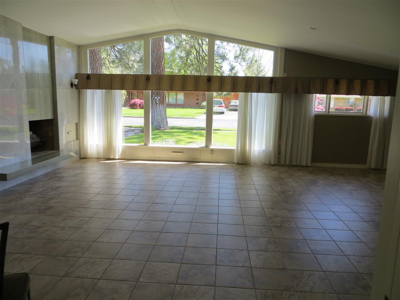 912 W 32nd - Photo 7