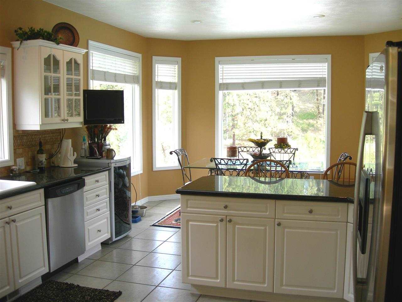 12515 S Hangman Valley Rd - Photo 10