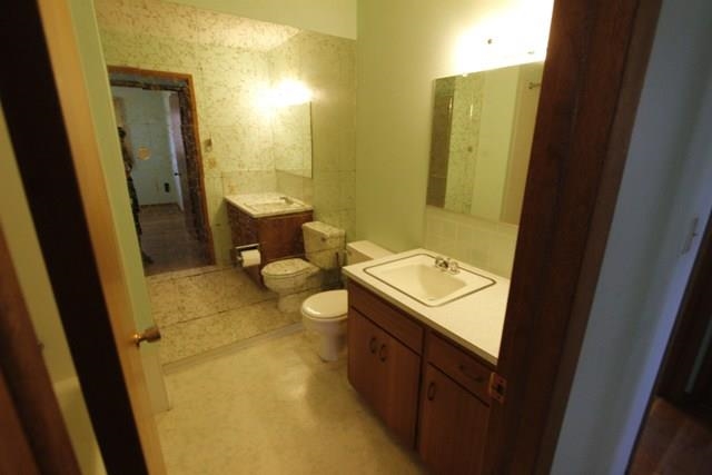 706 W 13th - Photo 14