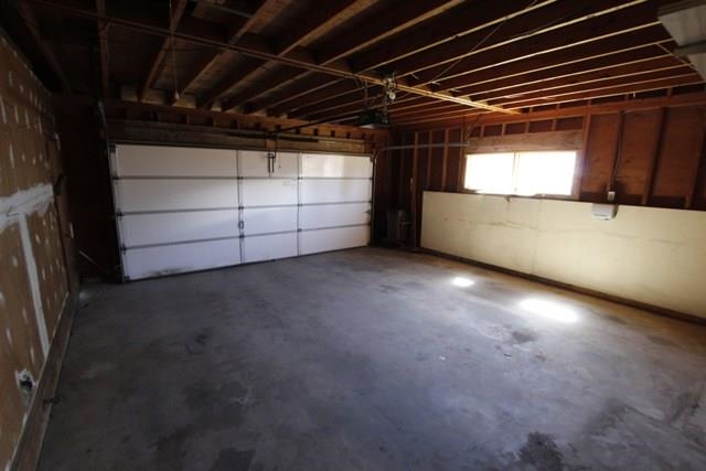 706 W 13th - Photo 15