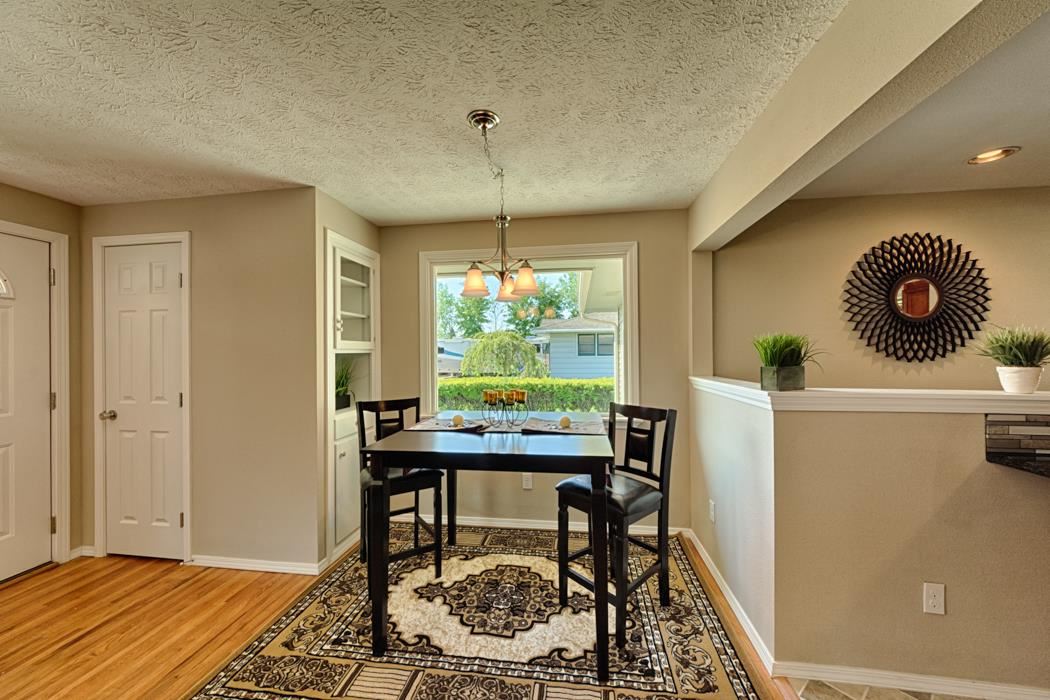 1711 N EDGERTON Rd - Photo 5