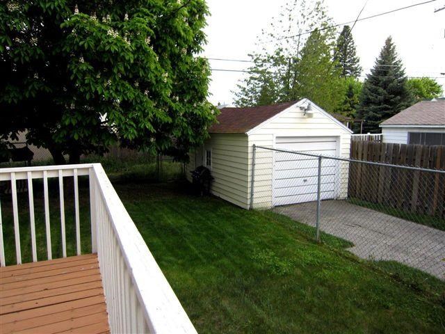 524 E Hoffman Ave - Photo 15