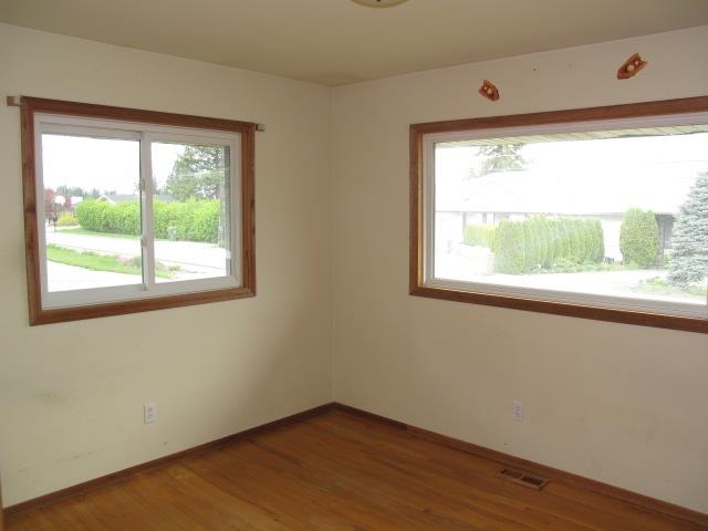 3027 W Grandview Avenue - Photo 11
