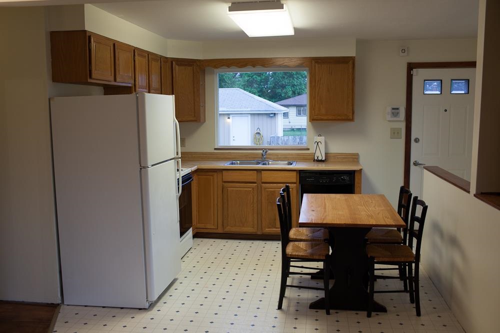 1337 W Columbia Ave - Photo 8
