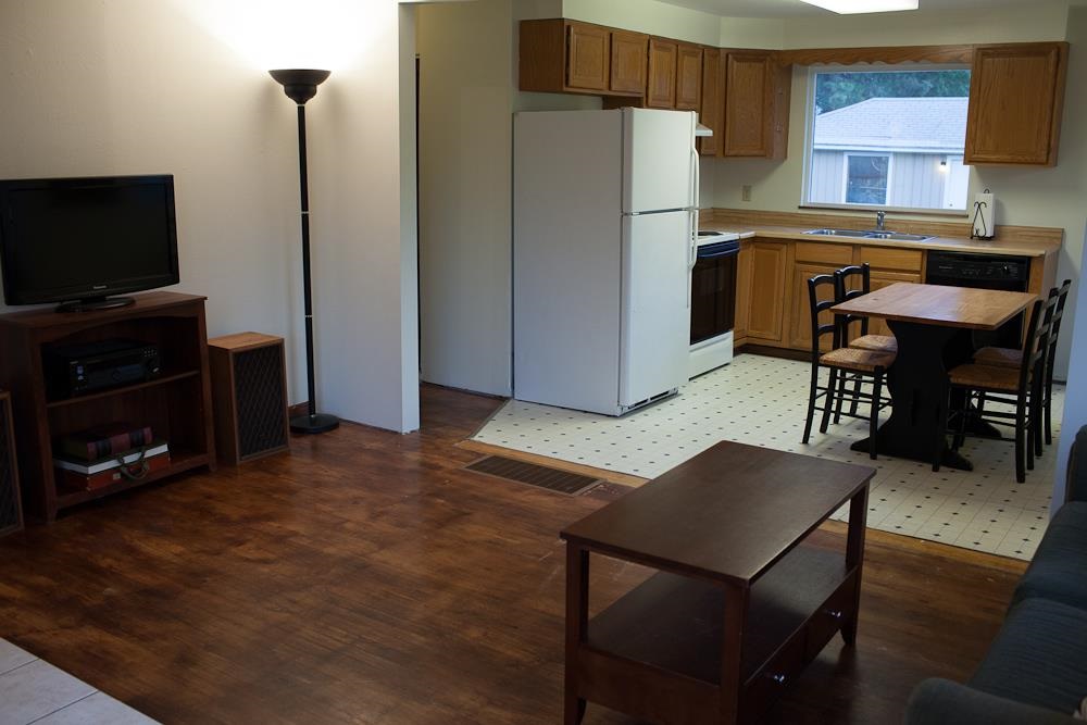 1337 W Columbia Ave - Photo 9
