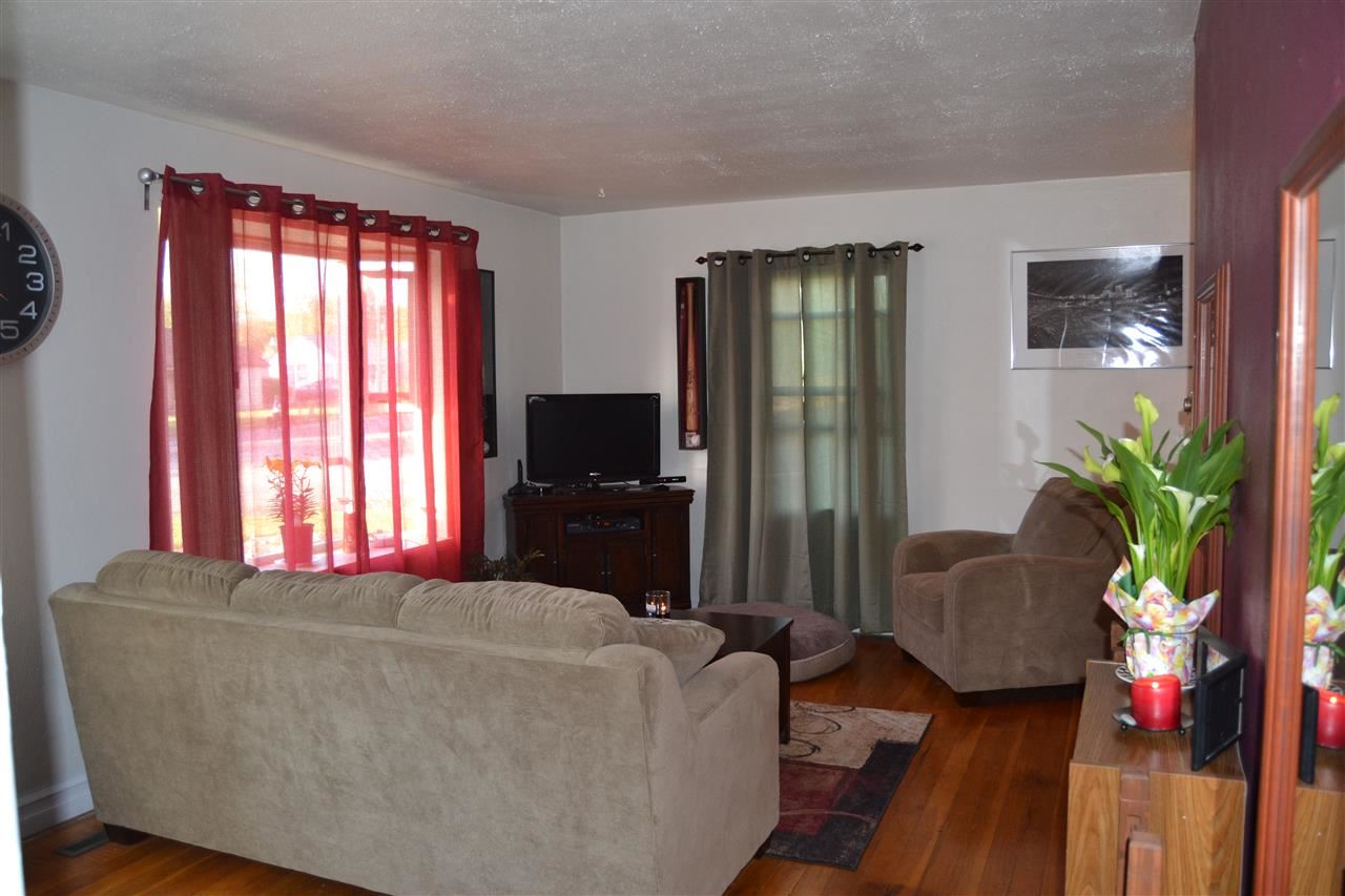 190 E Graves Rd - Photo 3