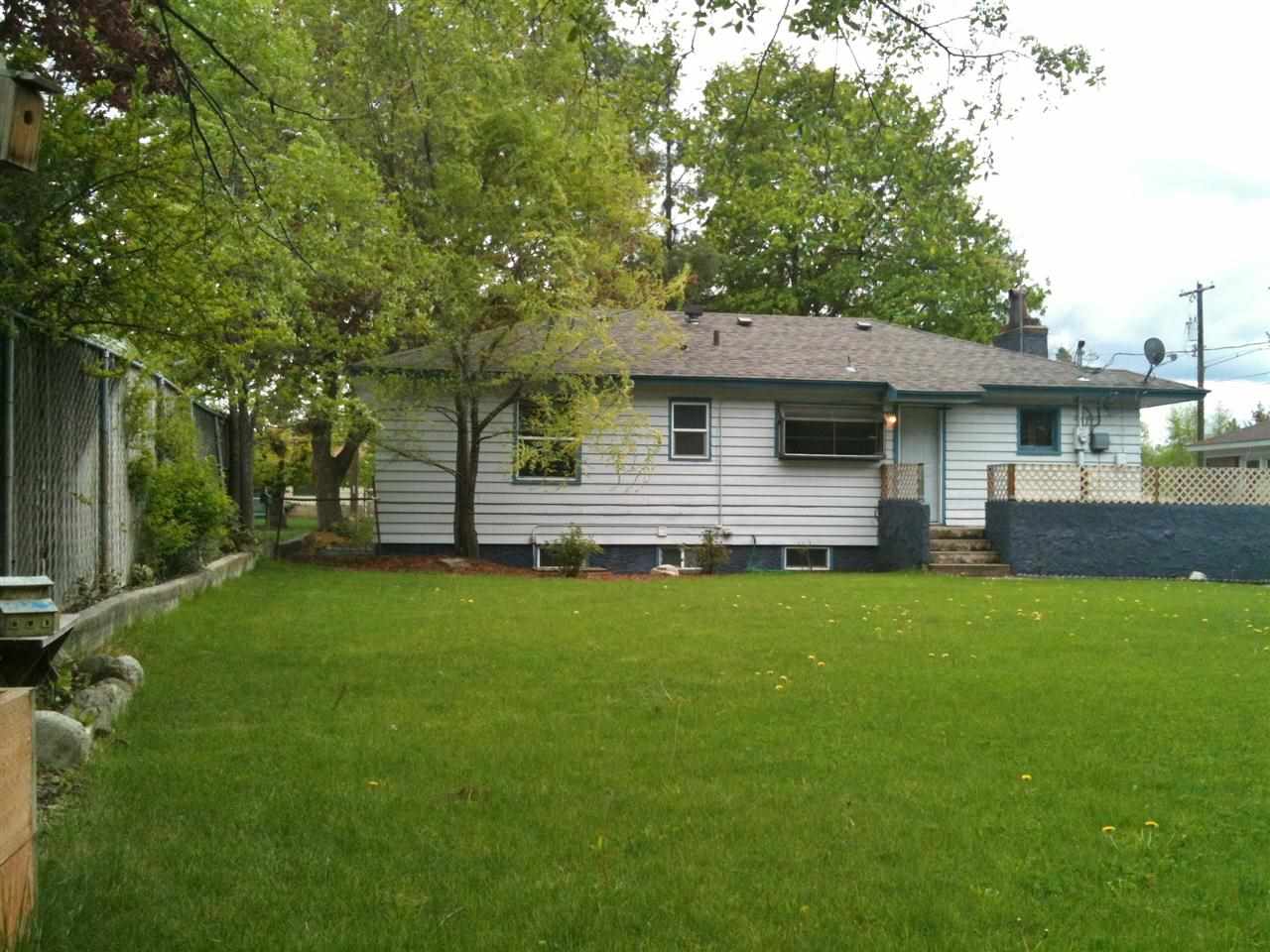211 N Locust - Photo 13