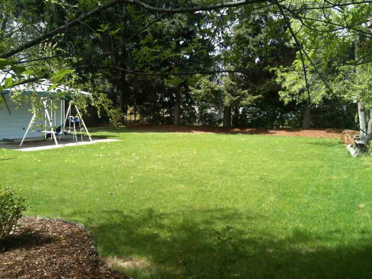 211 N Locust - Photo 14