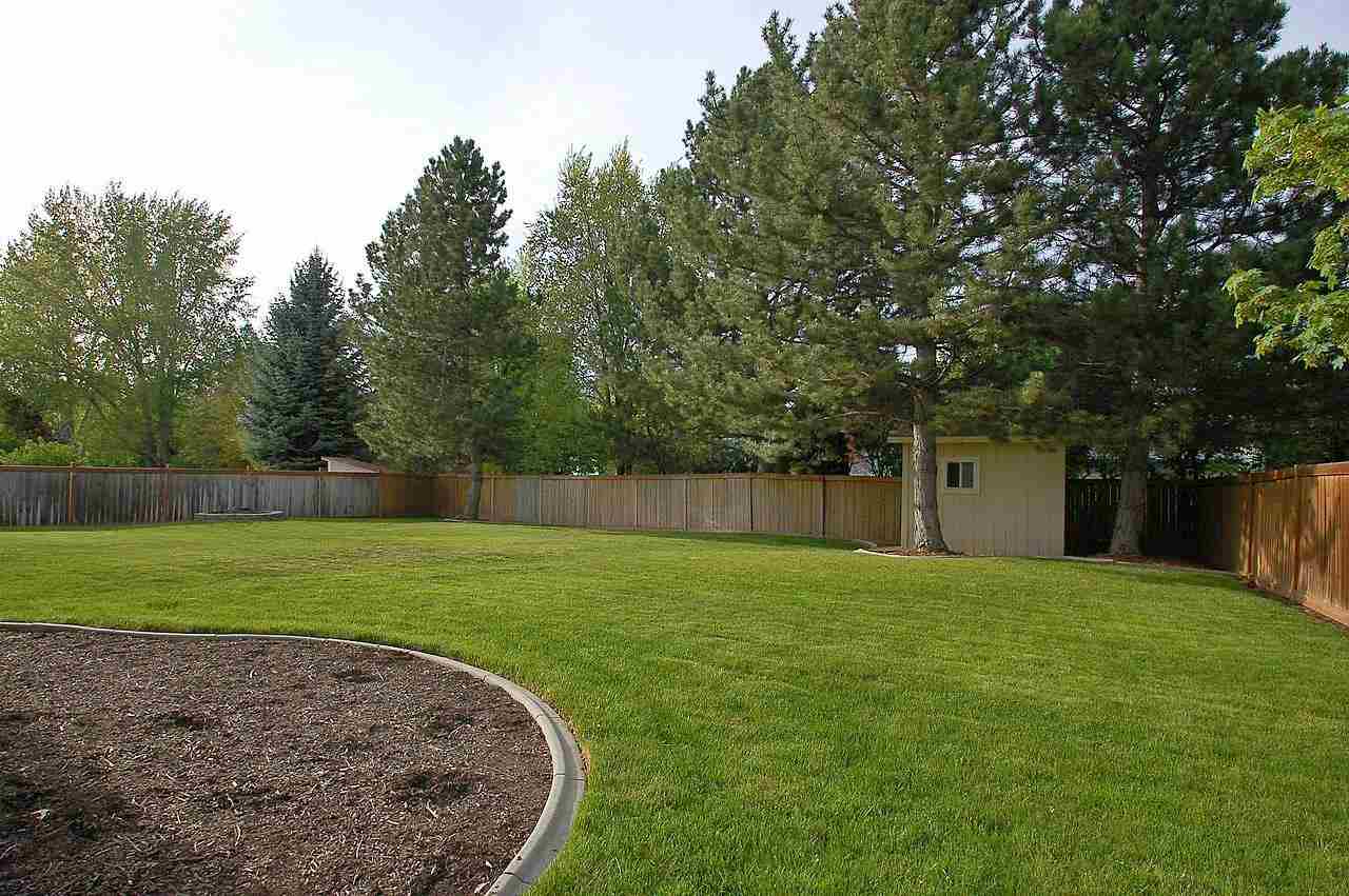 2023 E 56th Ave - Photo 16