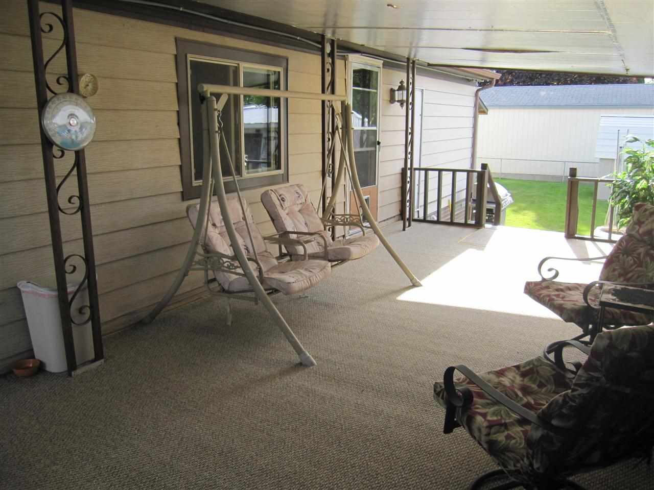 2614 N Harmony Rd - Photo 19