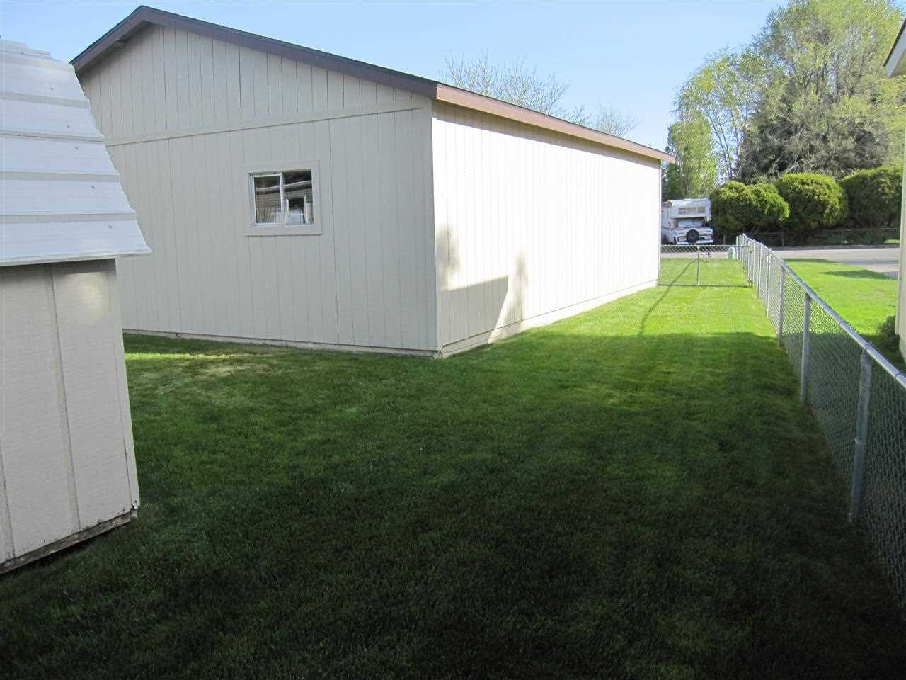 2614 N Harmony Rd - Photo 4