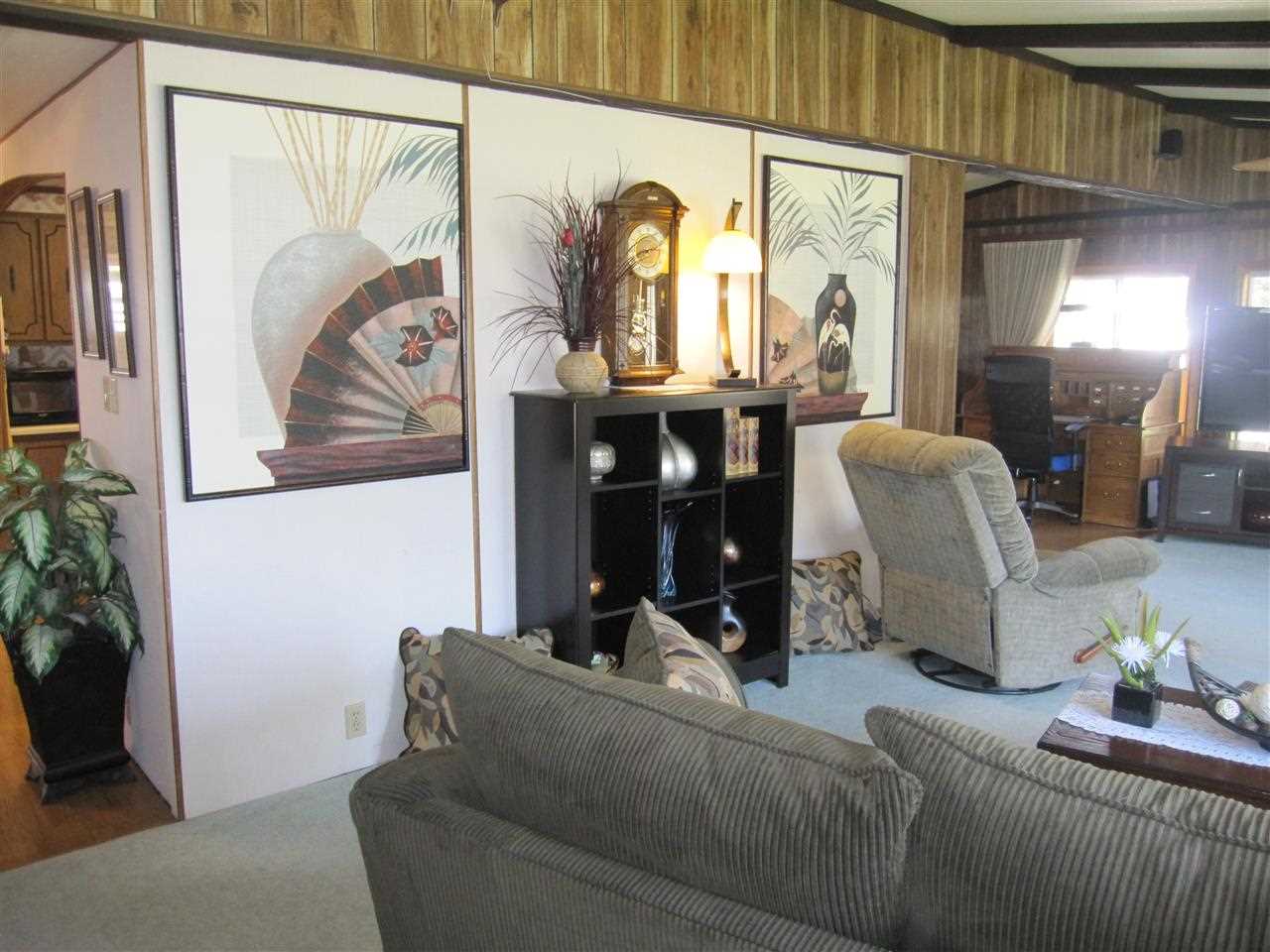 2614 N Harmony Rd - Photo 6