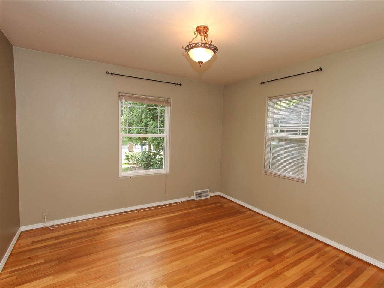2406 S Park Dr - Photo 11