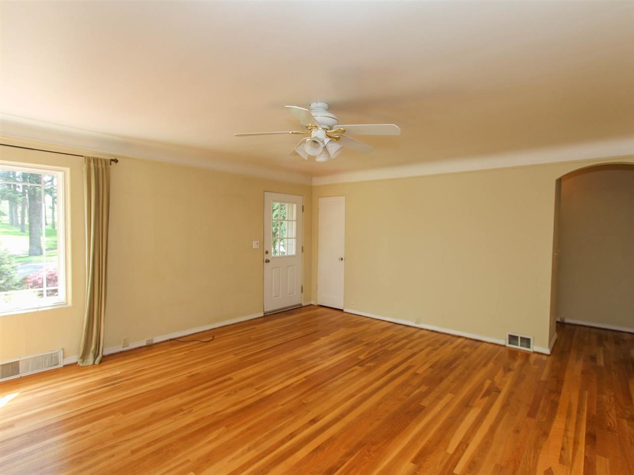 2406 S Park Dr - Photo 4