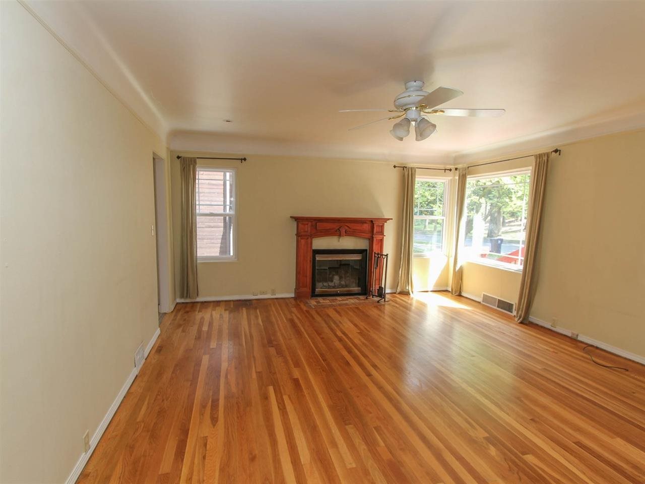 2406 S Park Dr - Photo 6