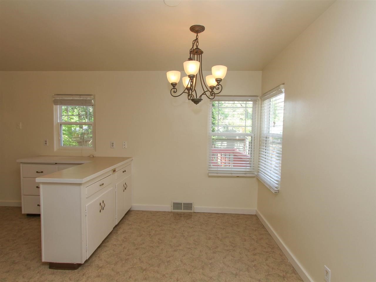 2406 S Park Dr - Photo 9