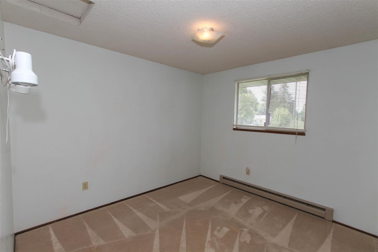 403 E E St - Photo 8