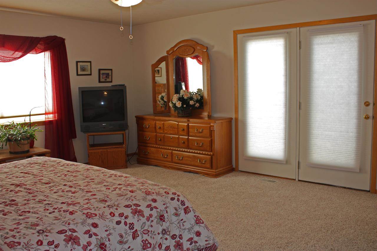 548 Quail Loop - Photo 17