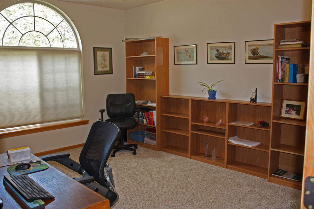 548 Quail Loop - Photo 3