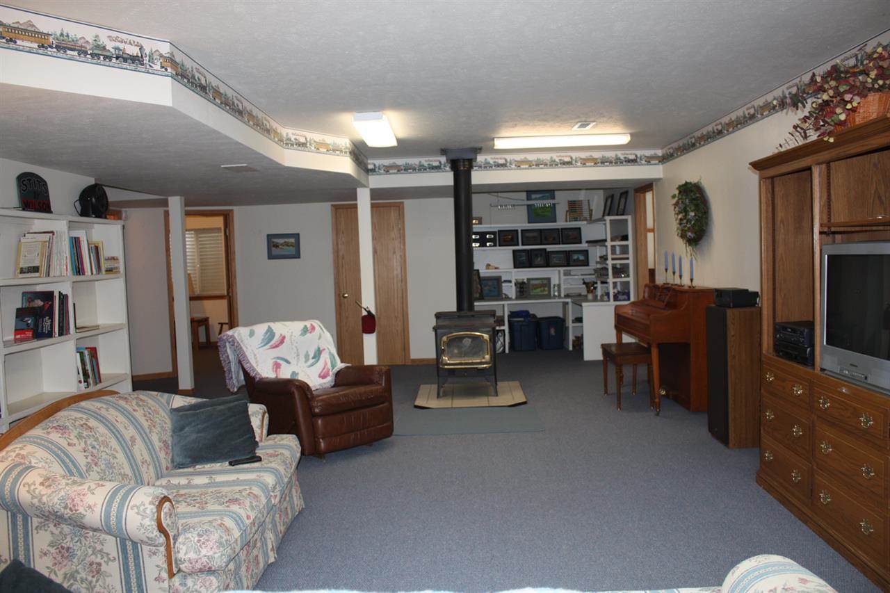 548 Quail Loop - Photo 7