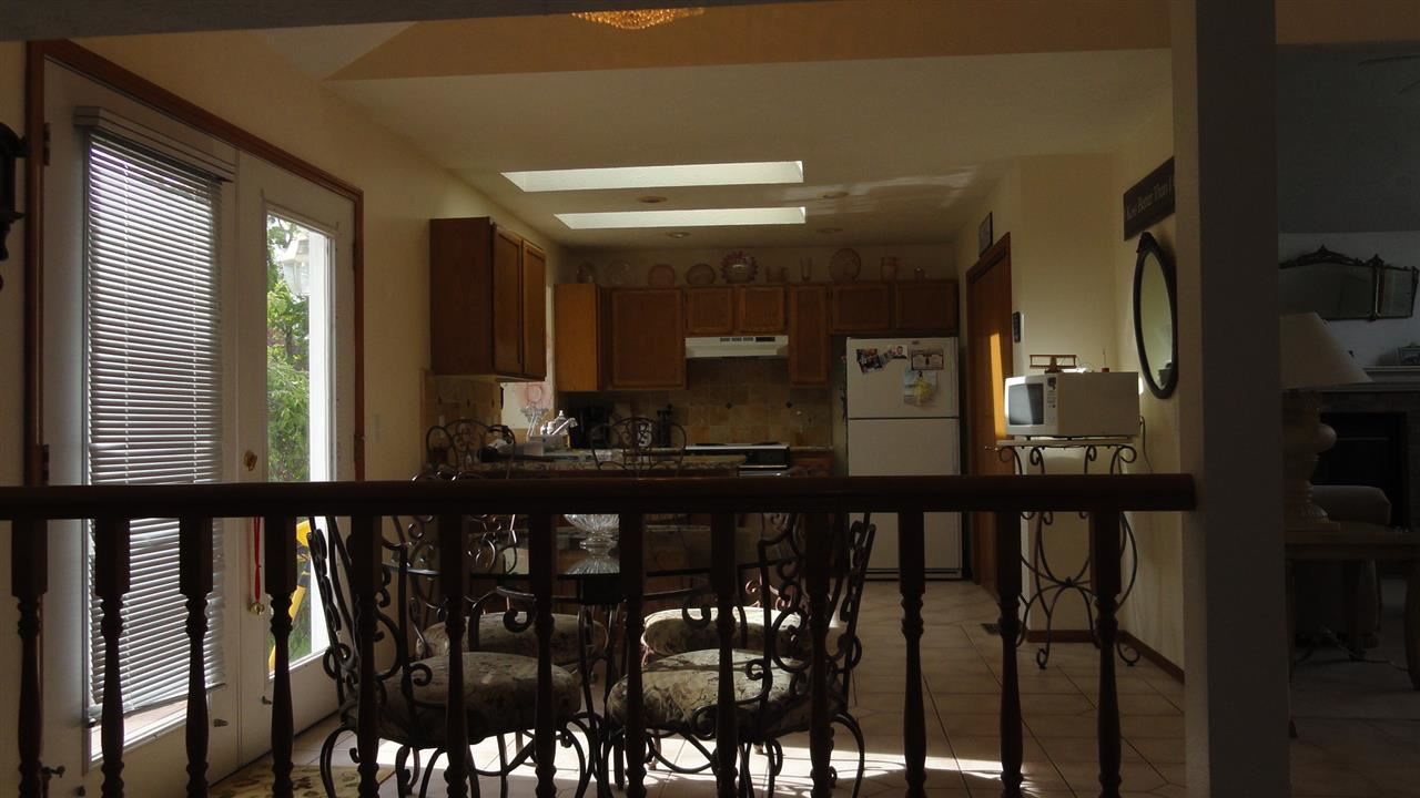 6918 N DOUGLASS - Photo 4