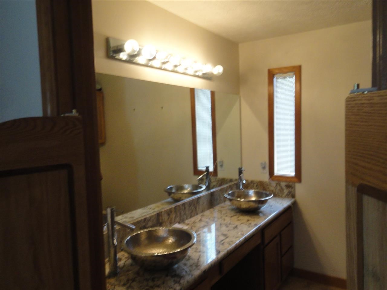 6918 N DOUGLASS - Photo 7
