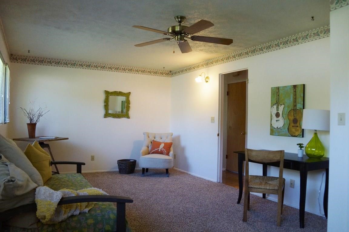 3520 W Woodside Ave - Photo 11