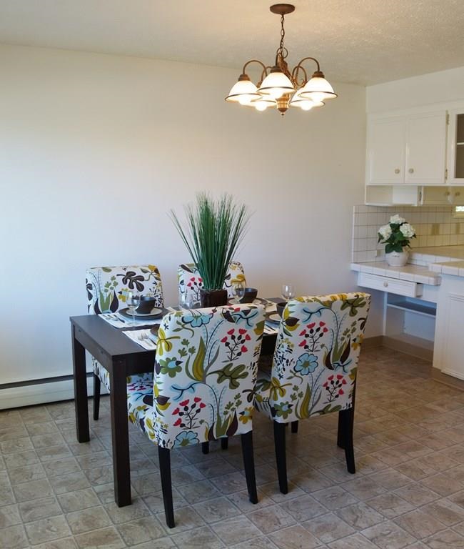 3520 W Woodside Ave - Photo 6