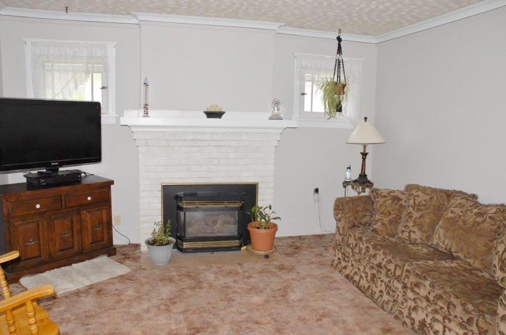 1108 W Knox Ave - Photo 4