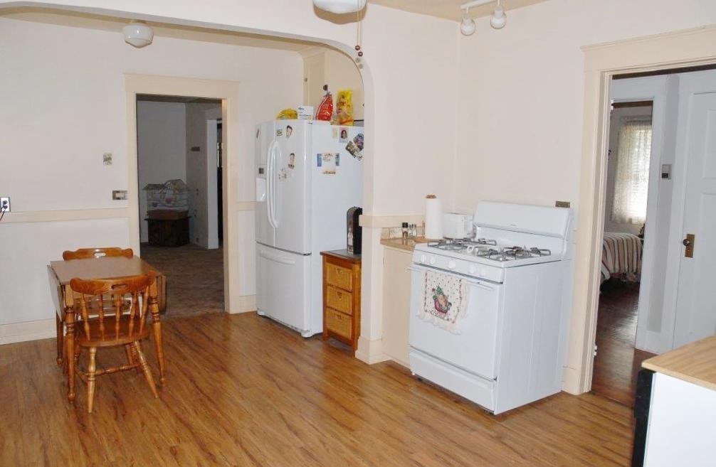 1108 W Knox Ave - Photo 9