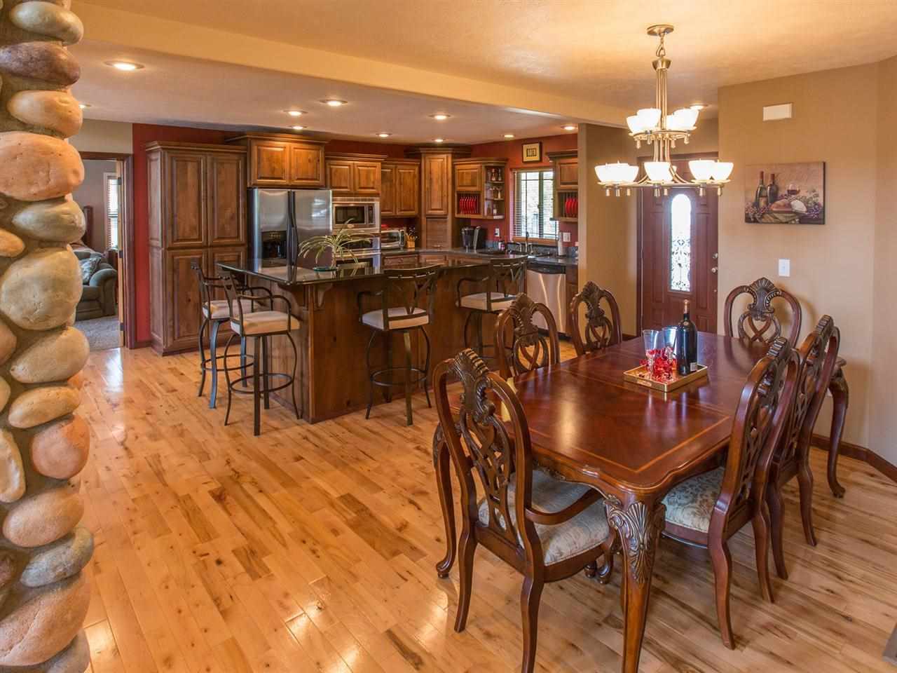 324 E Shore Rd - Photo 4