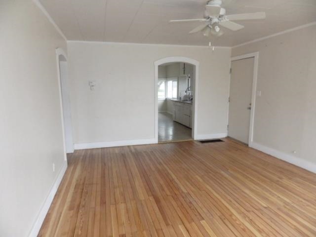 892 S Jefferson St - Photo 3