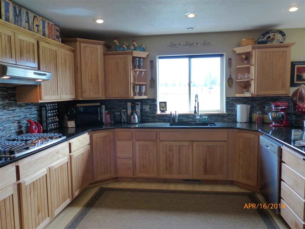 220 E Chattaroy Rd - Photo 15