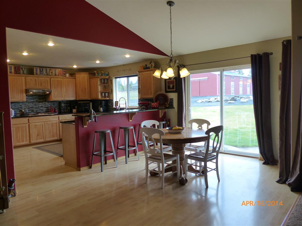 220 E Chattaroy Rd - Photo 18
