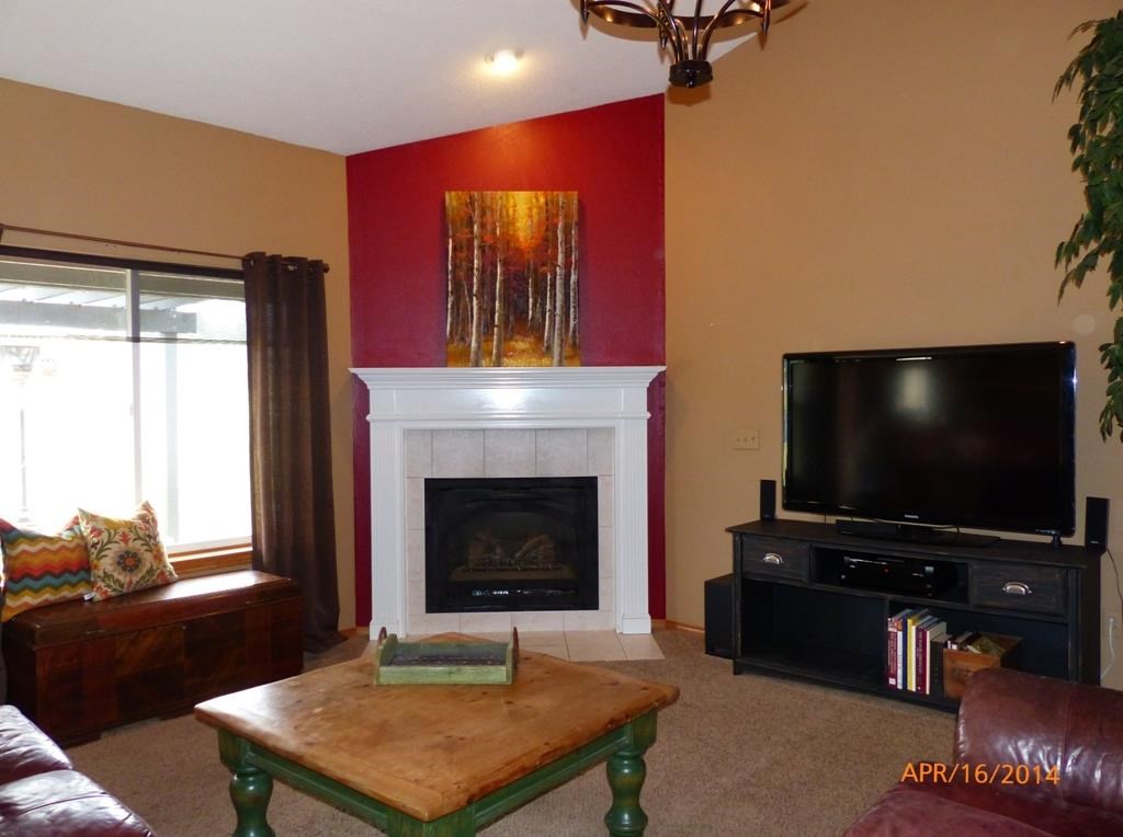220 E Chattaroy Rd - Photo 6
