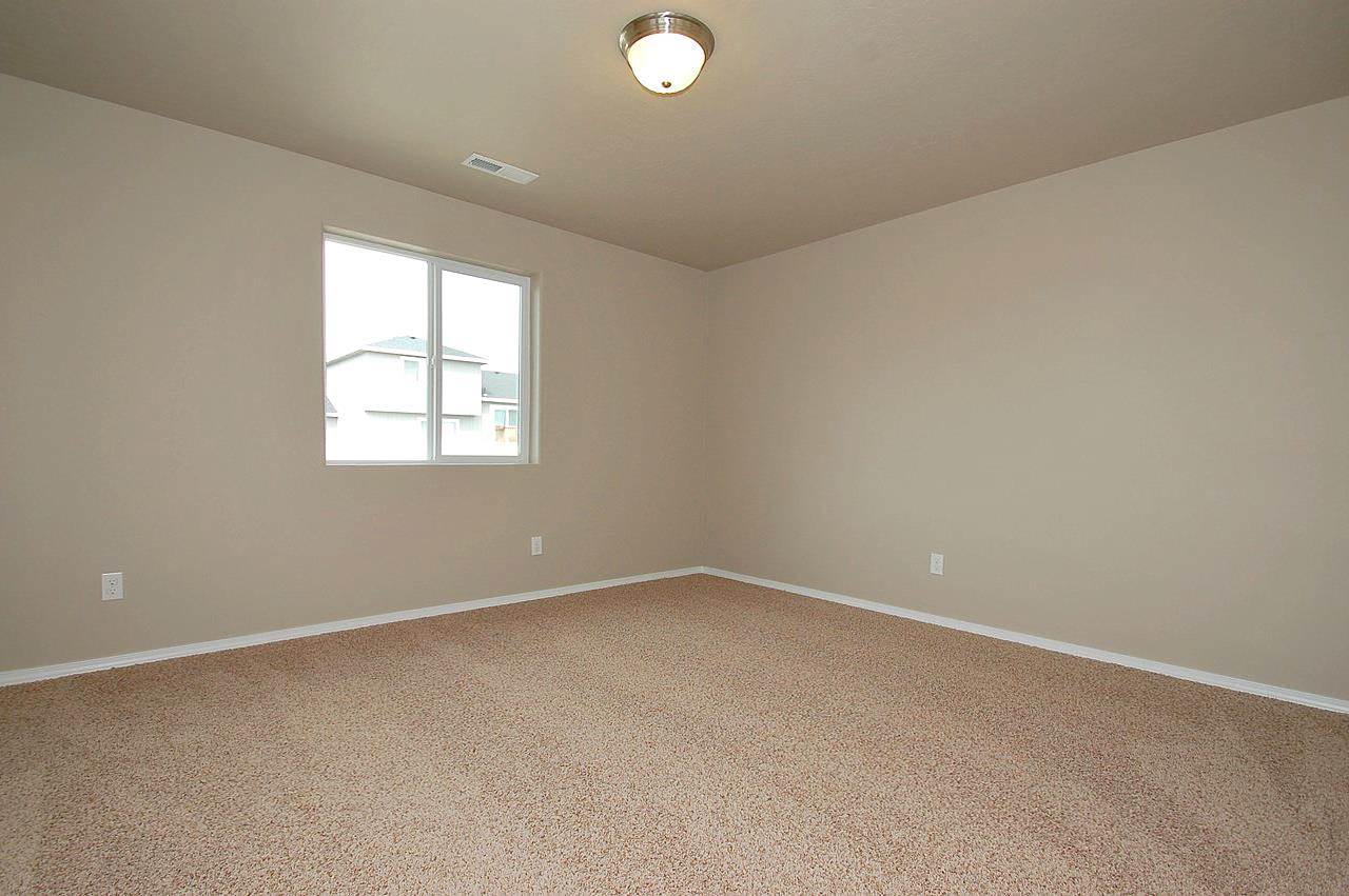 928 S Schnug St - Photo 8