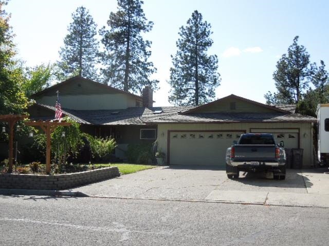 2104 VERA CREST Dr - Photo 1