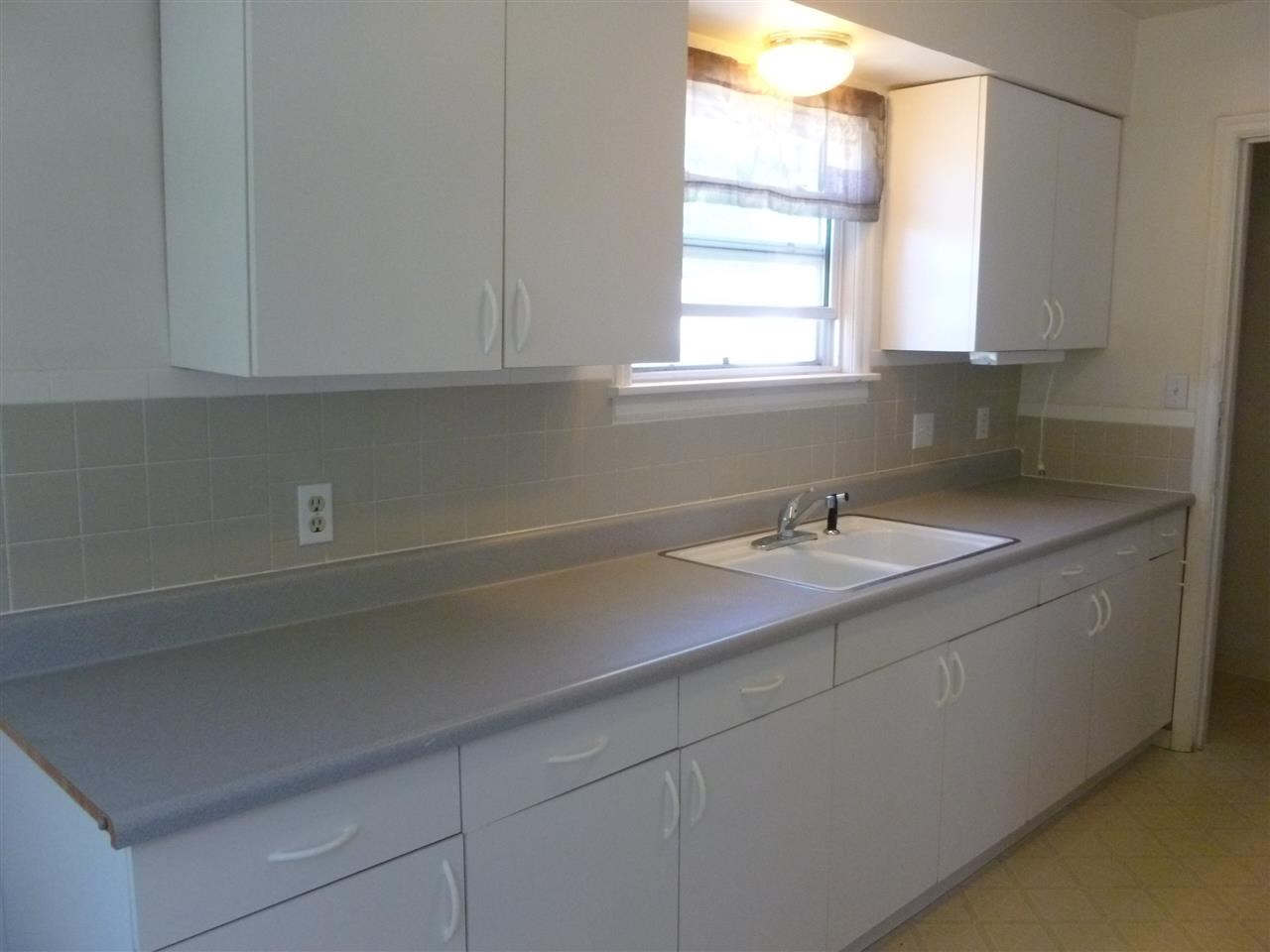 3405 E Congress - Photo 3