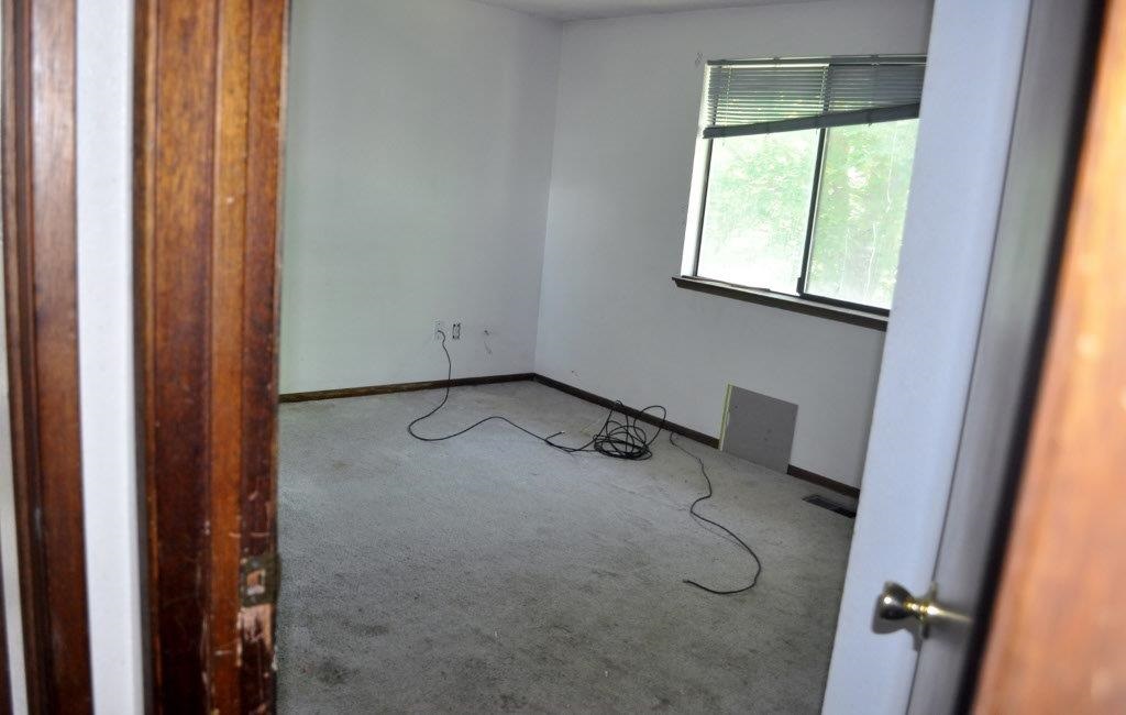 12619 E 31st Ave - Photo 11