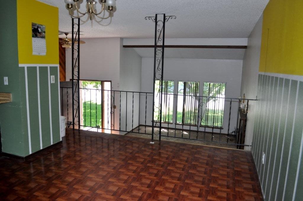 12619 E 31st Ave - Photo 4