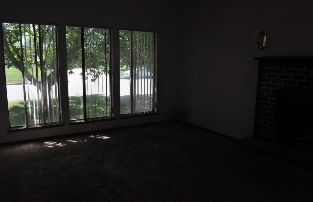 12619 E 31st Ave - Photo 7