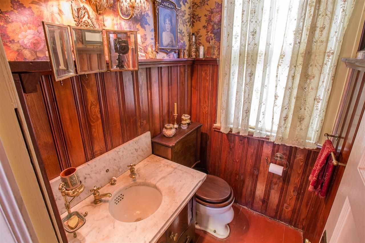 1717 W 10th Ave - Photo 11