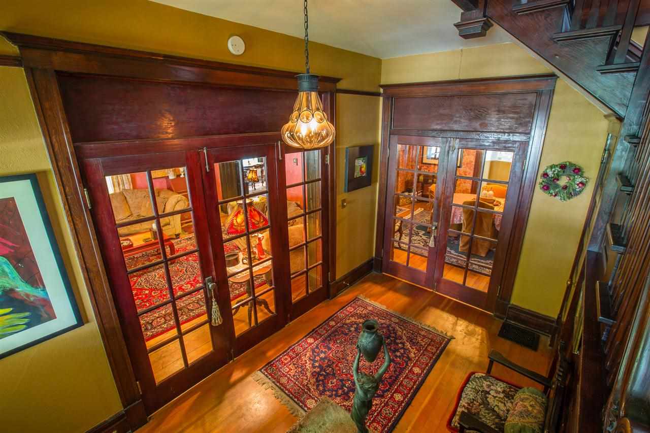 1717 W 10th Ave - Photo 4