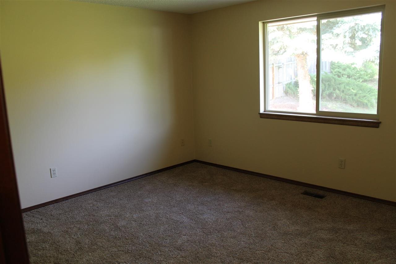 6712 N Assembly St - Photo 9