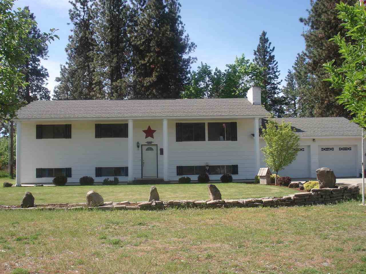 16920 E 44th Ave - Photo 1