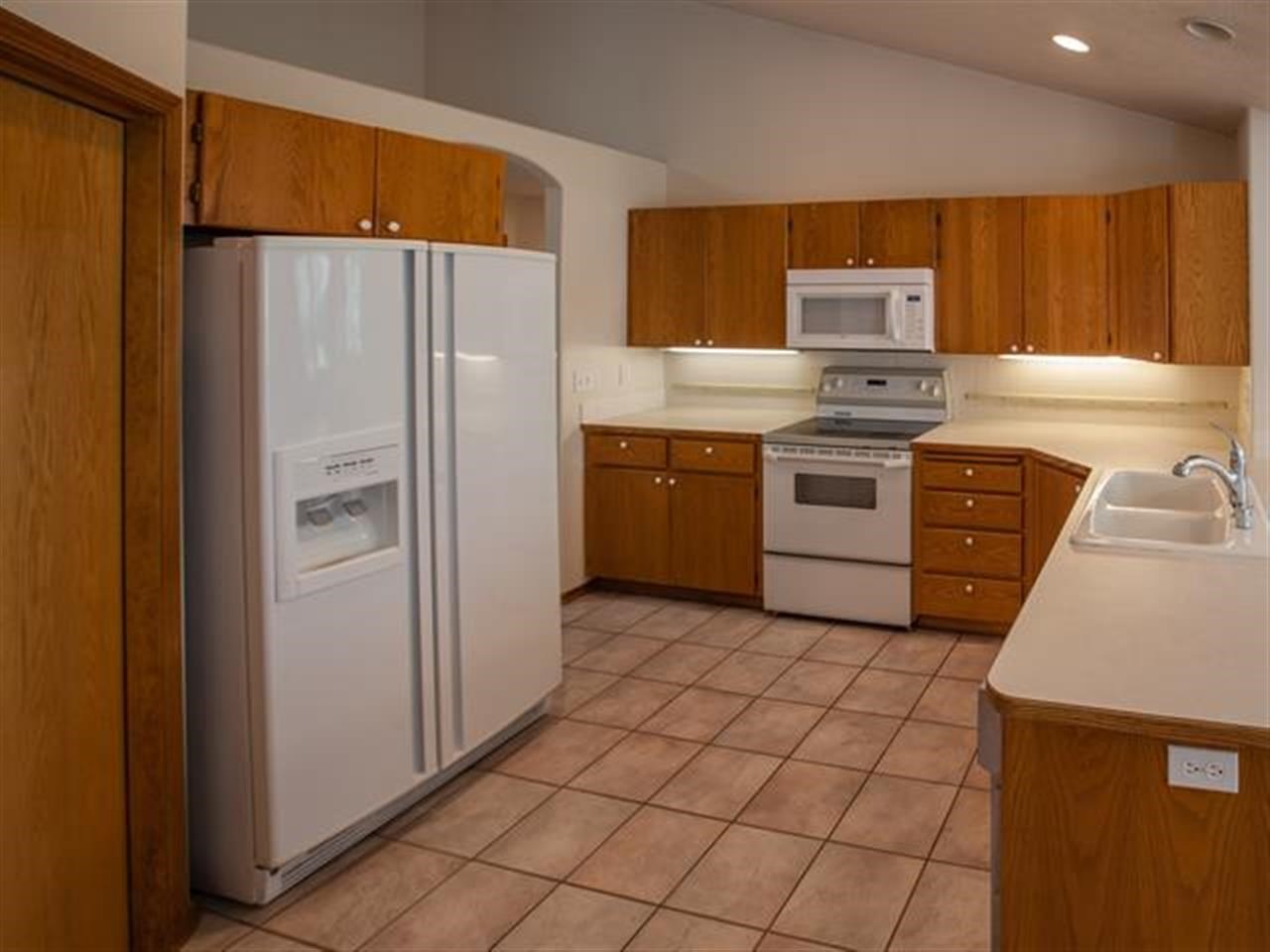 329 E Bridlewood - Photo 5