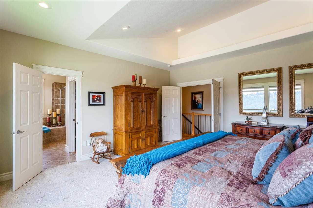 5205 S Lincoln Way - Photo 8