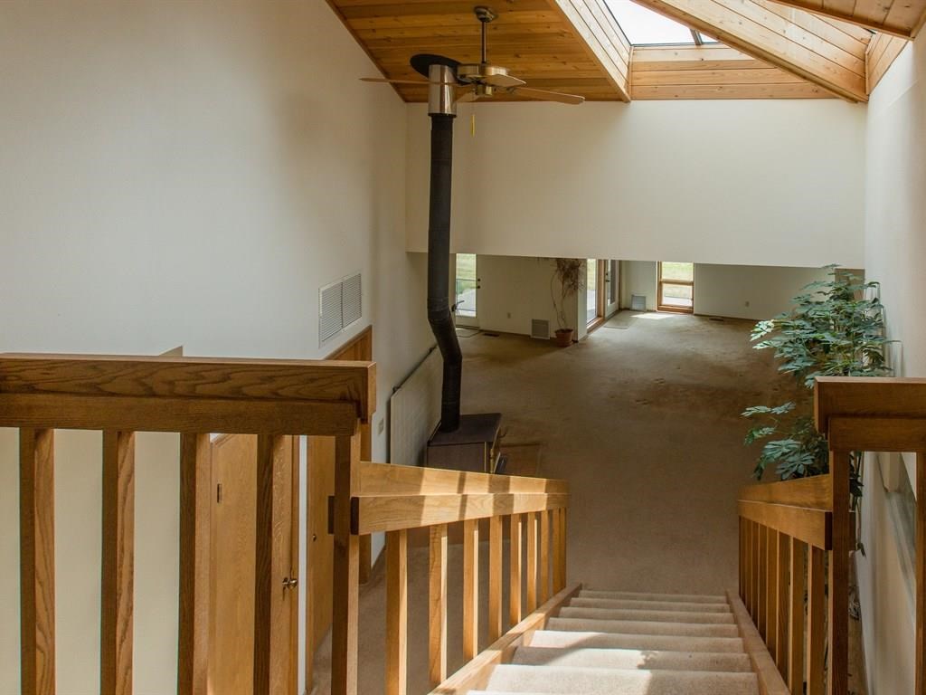 1810 E Estates Rd - Photo 3